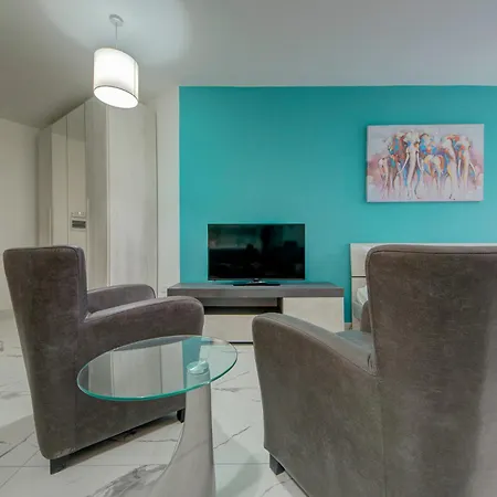 A Stylish 1br In ,central With Wifi And Ac By 360 Estates Apartment *