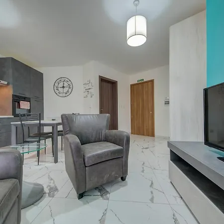 A Stylish 1br In ,central With Wifi And Ac By 360 Estates
