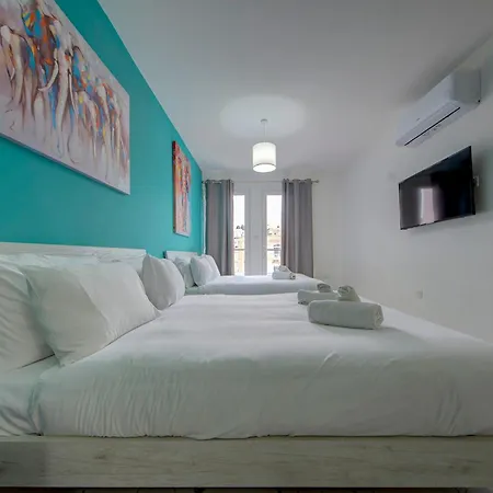 Apartment A Stylish 1br In ,central With Wifi And Ac By 360 Estates Gzira